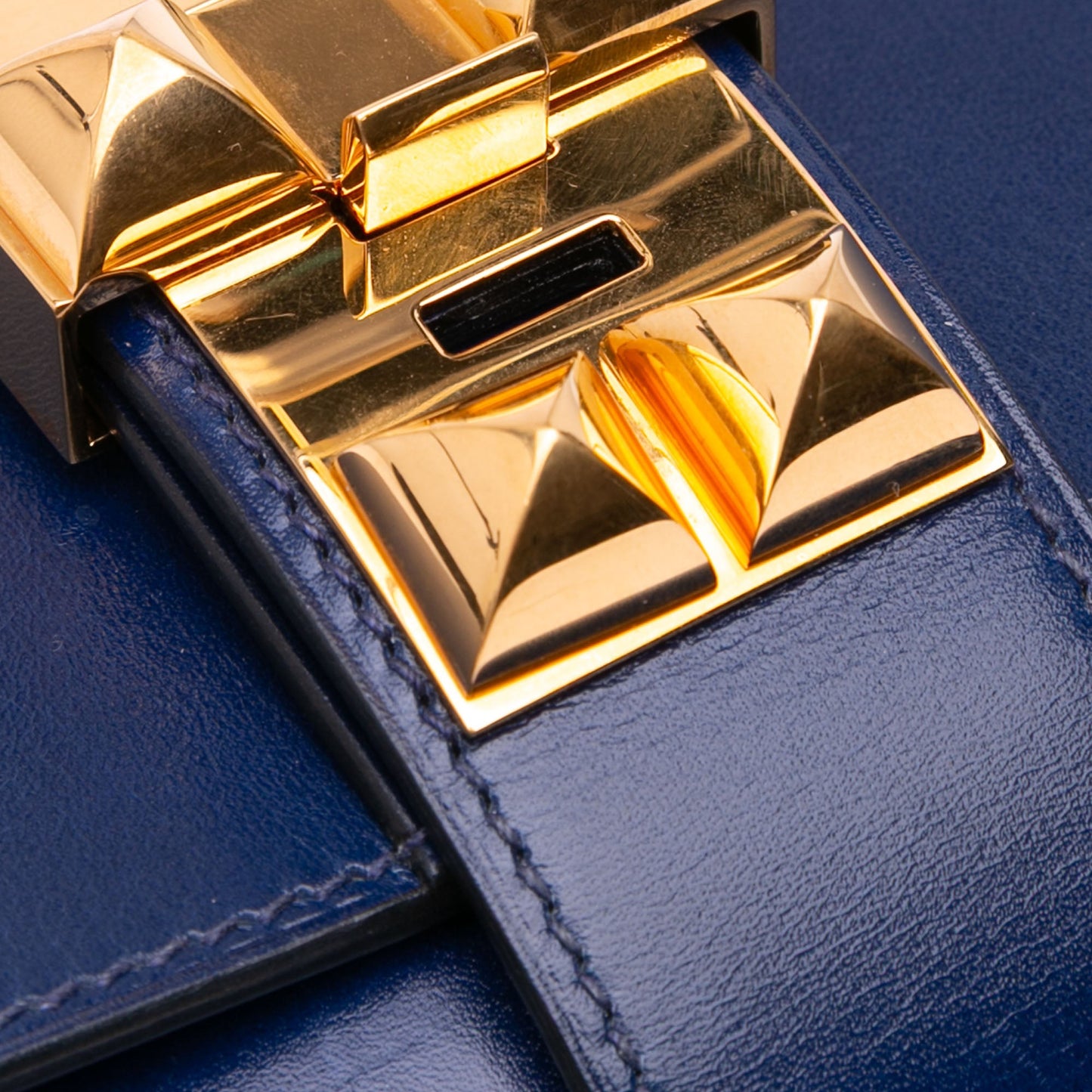 Hermès Tadelakt Medor Clutch 23 Blue